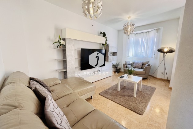 Aus zweiter Hand - Chalet -
Cabo Roig - Costa Blanca