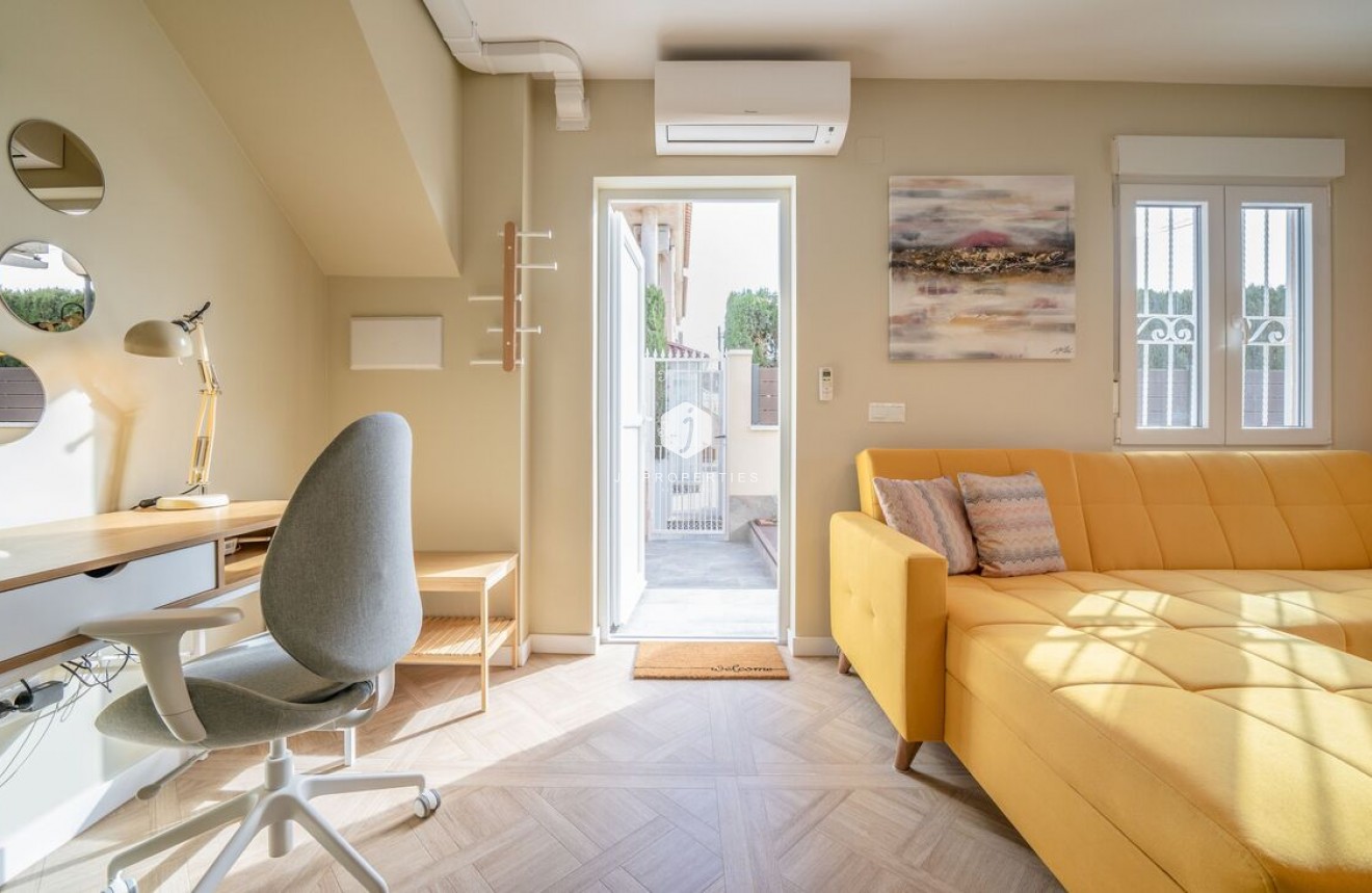 Segunda mano - Duplex -
Torrevieja - Costa Blanca