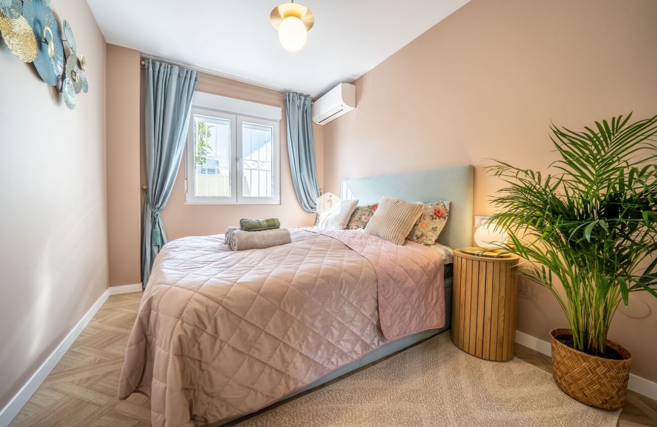 Segunda mano - Duplex -
Torrevieja - Costa Blanca