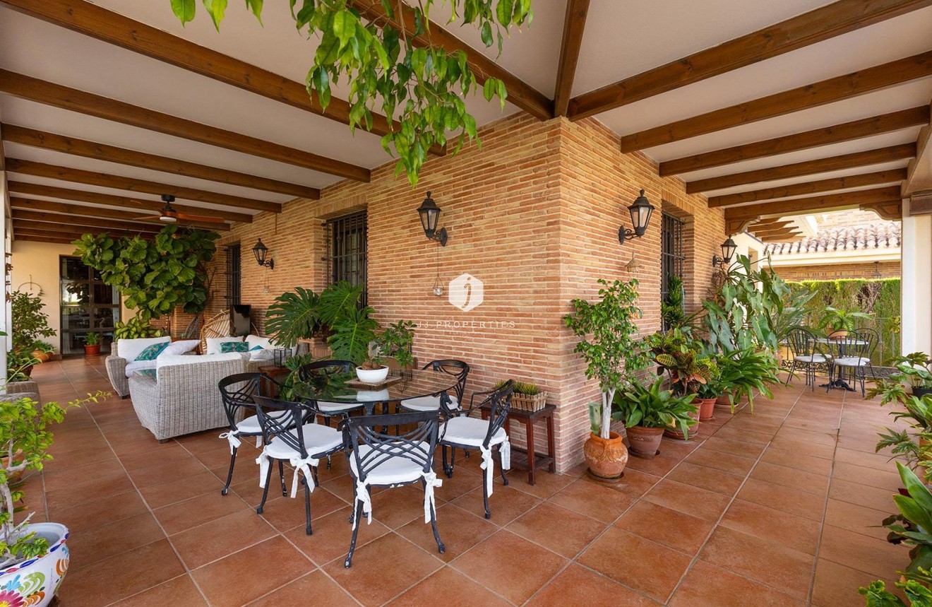 Segunda mano - Villa -
Torrevieja - La veleta