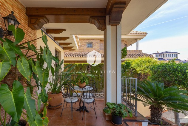 Segunda mano - Villa -
Torrevieja - La veleta