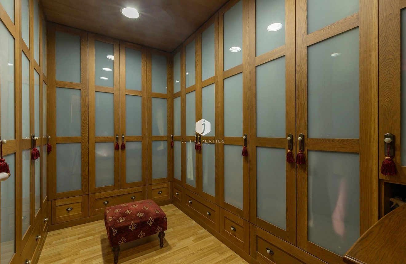 Segunda mano - Villa -
Torrevieja - La veleta