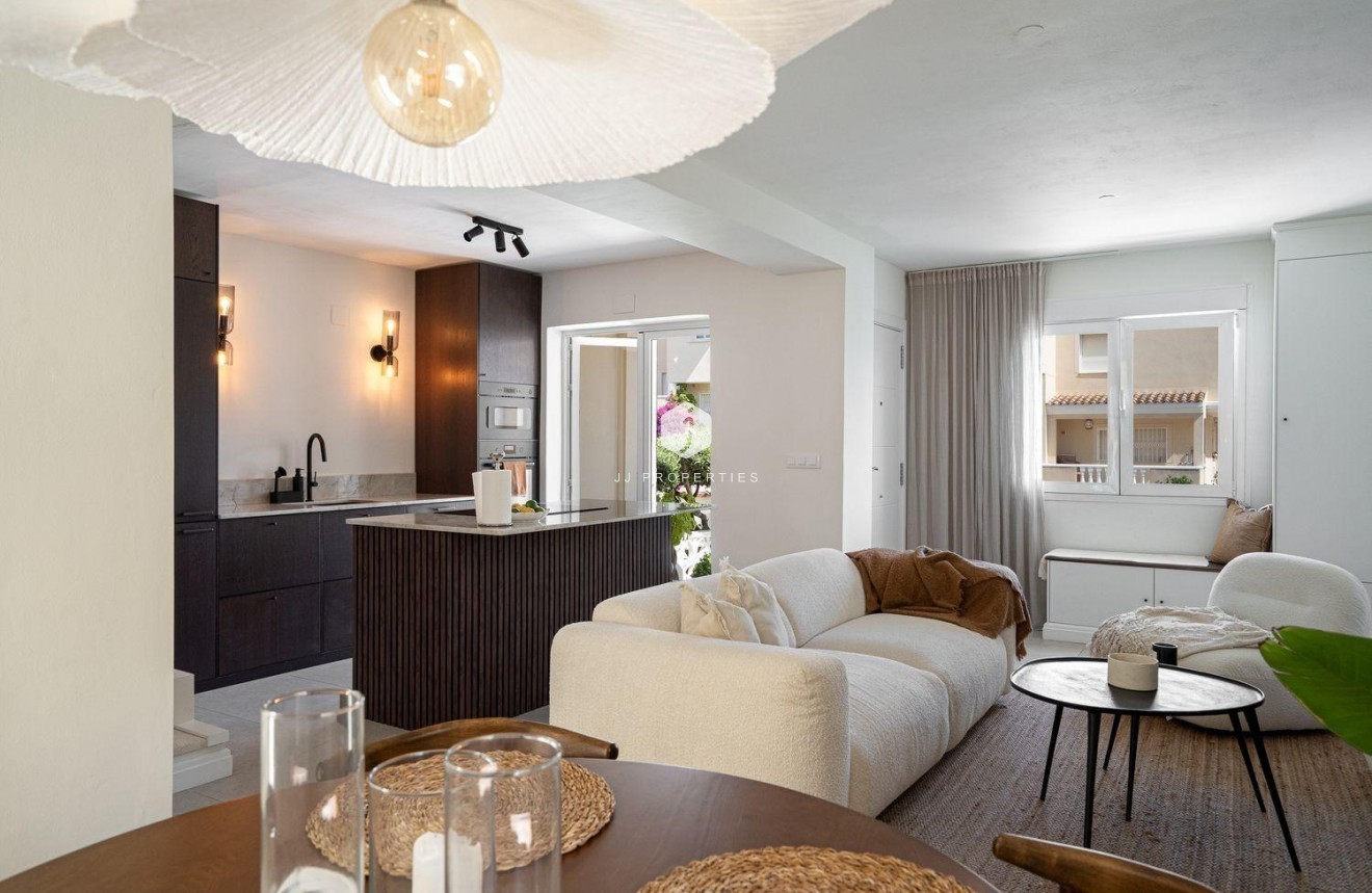 Segunda mano - Chalet -
Orihuela Costa - Los Almendros-la Florida