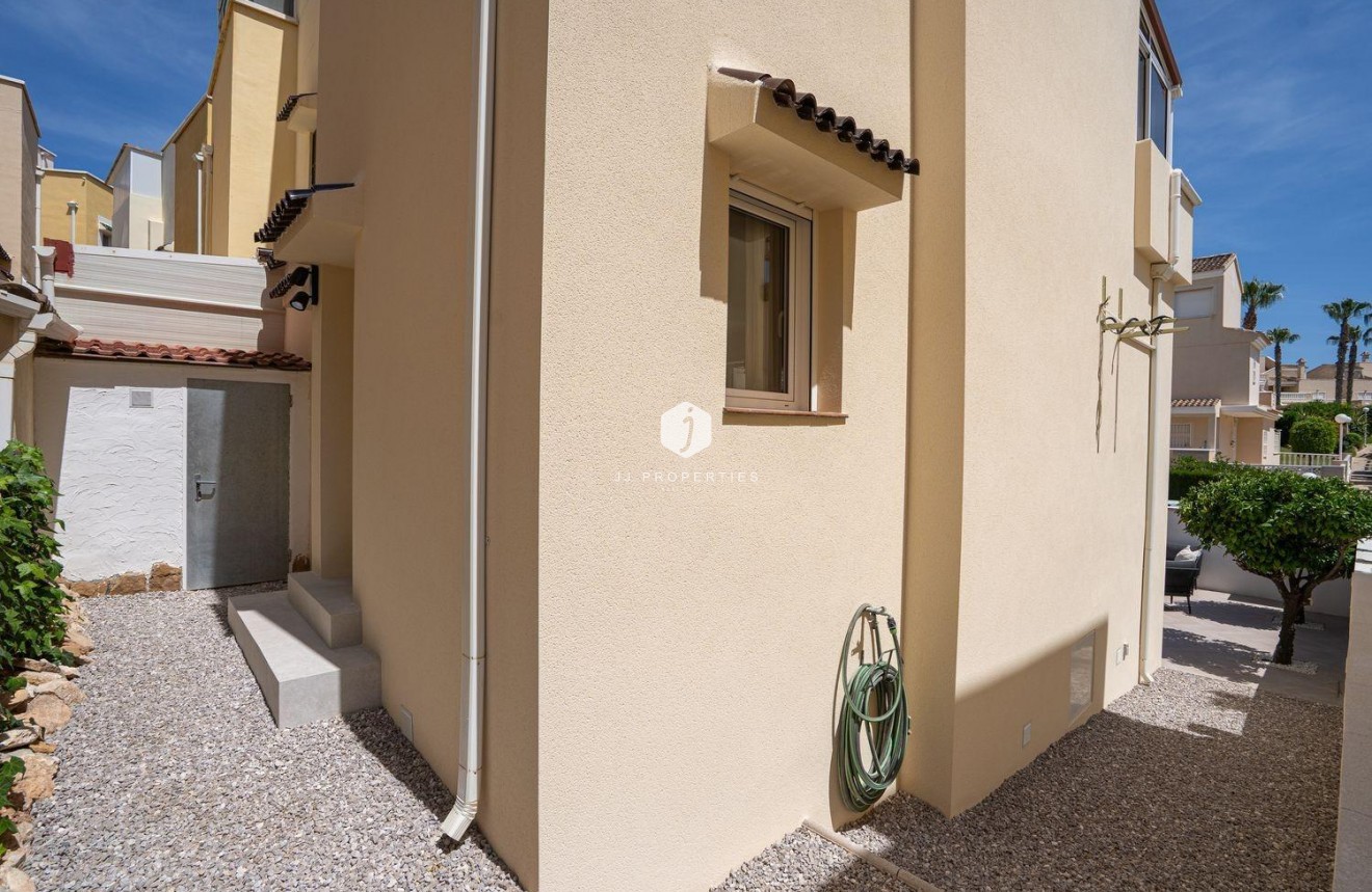 Segunda mano - Chalet -
Orihuela Costa - Los Almendros-la Florida