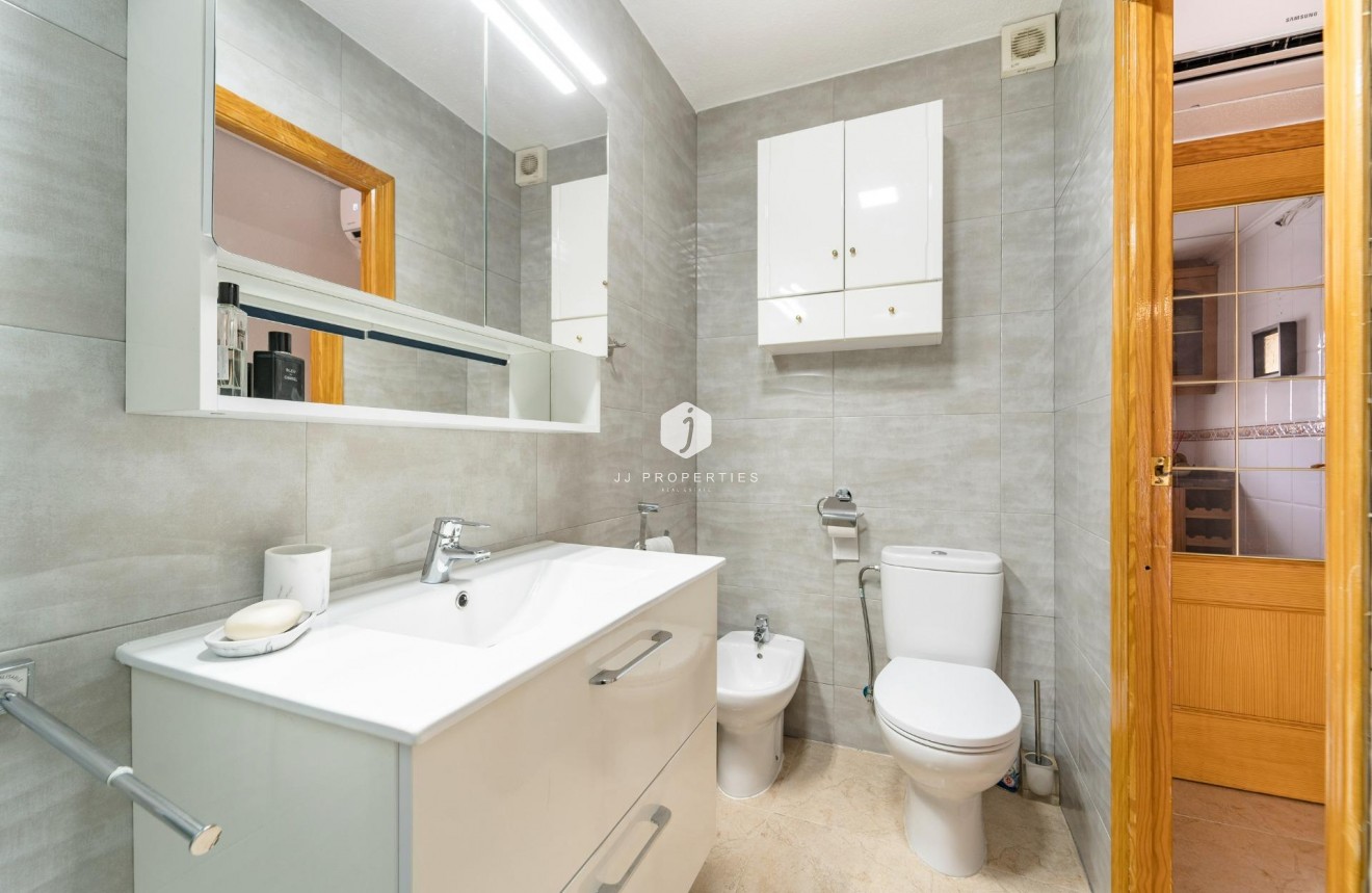 Segunda mano - Duplex -
Torrevieja - Playa de los Naufragos