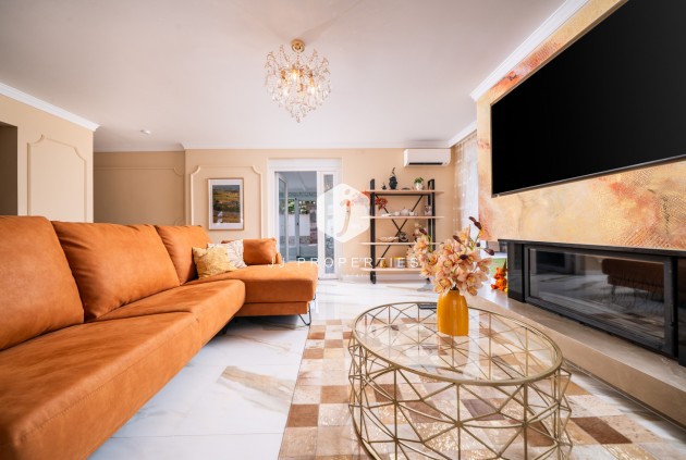 Segunda mano - Villa -
Torrevieja - Costa Blanca