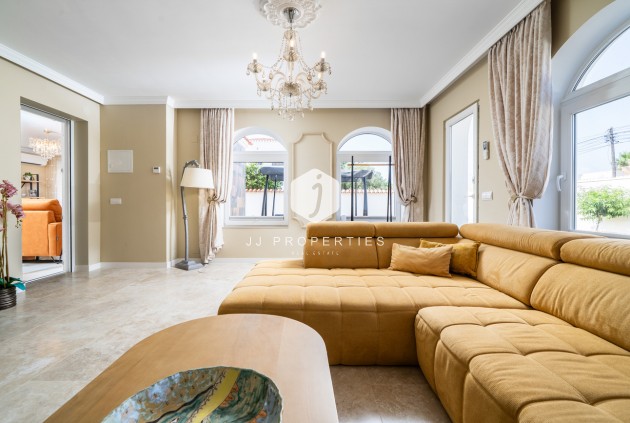 Segunda mano - Villa -
Torrevieja - Costa Blanca