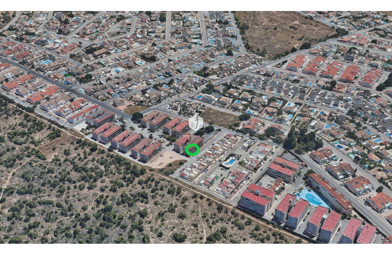 Segunda mano - Apartamento / piso -
El Chaparral - Inland