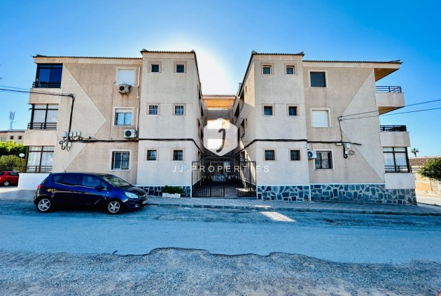 Segunda mano - Apartamento / piso -
El Chaparral - Inland