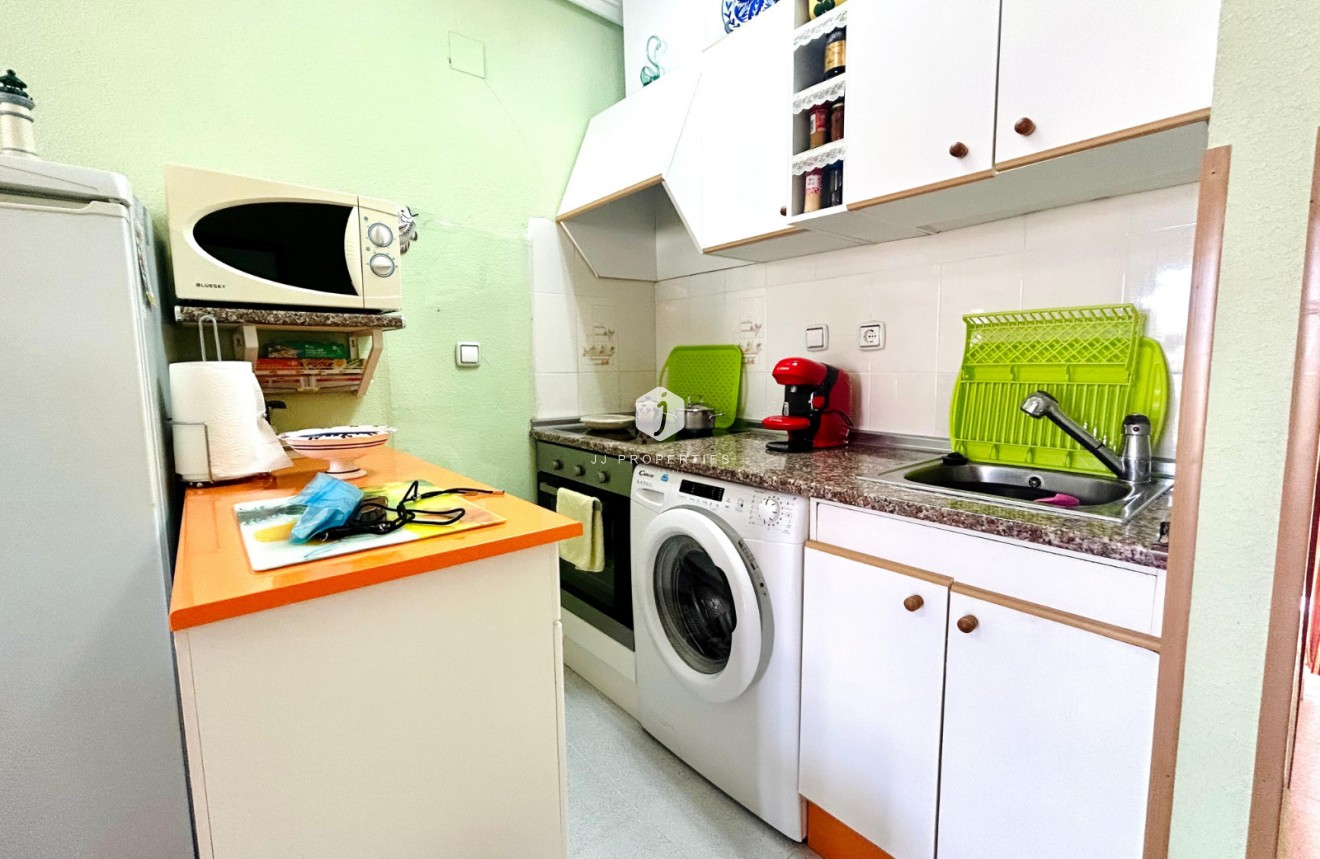 Segunda mano - Apartamento / piso -
El Chaparral - Inland