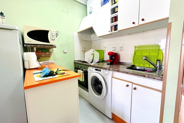 Segunda mano - Apartamento / piso -
El Chaparral - Inland