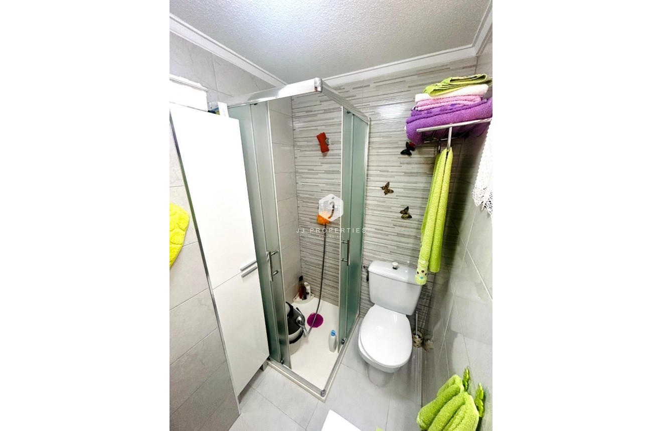 Segunda mano - Apartamento / piso -
El Chaparral - Inland