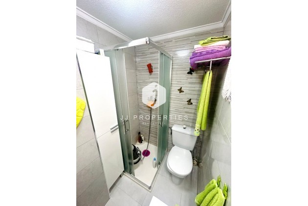 Segunda mano - Apartamento / piso -
El Chaparral - Inland