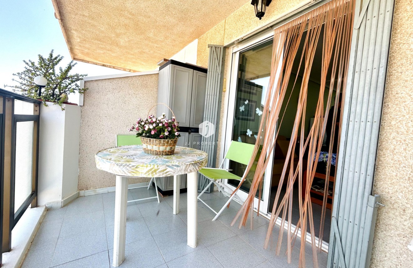 Segunda mano - Apartamento / piso -
El Chaparral - Inland