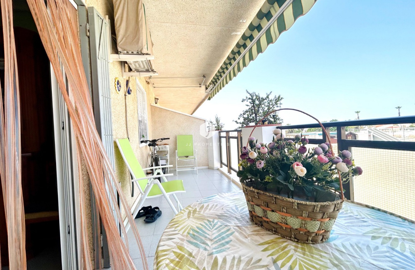 Segunda mano - Apartamento / piso -
El Chaparral - Inland