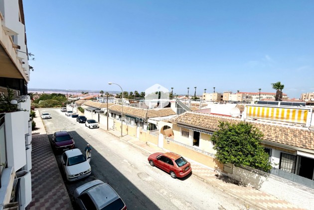 Segunda mano - Apartamento / piso -
El Chaparral - Inland