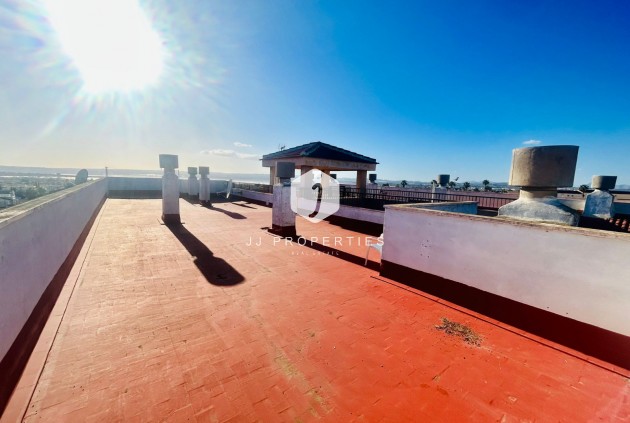 Segunda mano - Apartamento / piso -
El Chaparral - Inland