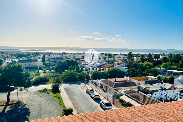 Segunda mano - Apartamento / piso -
El Chaparral - Inland