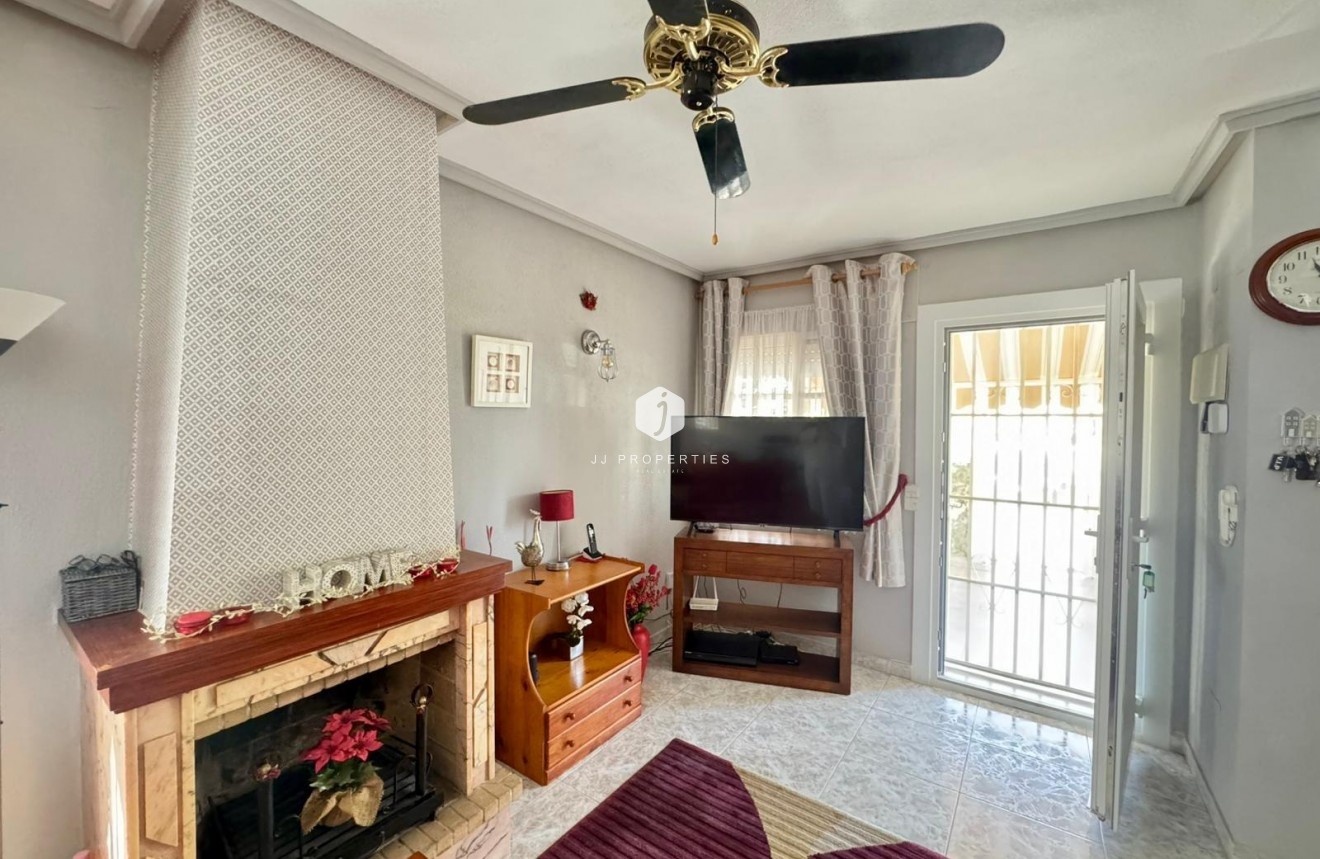 Segunda mano - Villa -
Torrevieja - Costa Blanca