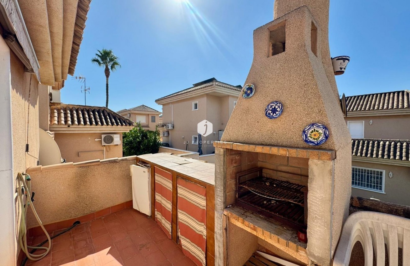 Segunda mano - Villa -
Torrevieja - Costa Blanca