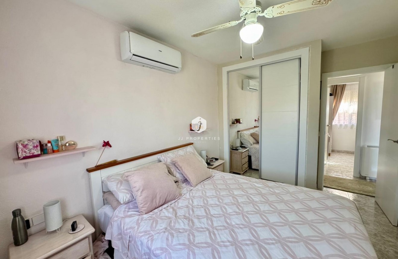 Segunda mano - Villa -
Torrevieja - Costa Blanca