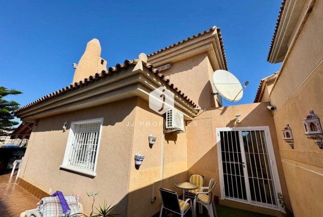 Segunda mano - Villa -
Torrevieja - Costa Blanca