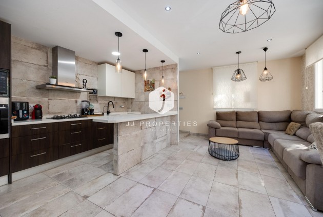 Tweedehands - Chalet -
Torrevieja - Centro