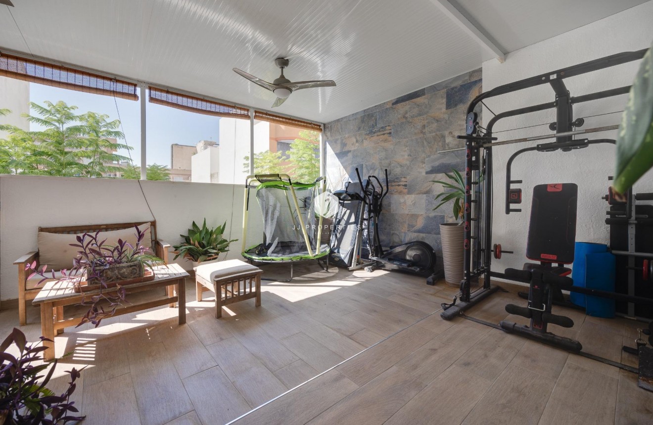 Tweedehands - Chalet -
Torrevieja - Centro