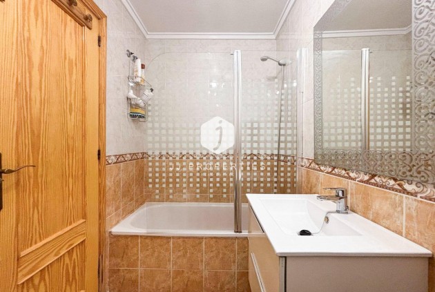 Aus zweiter Hand - Wohnung -
Torrevieja - Centro