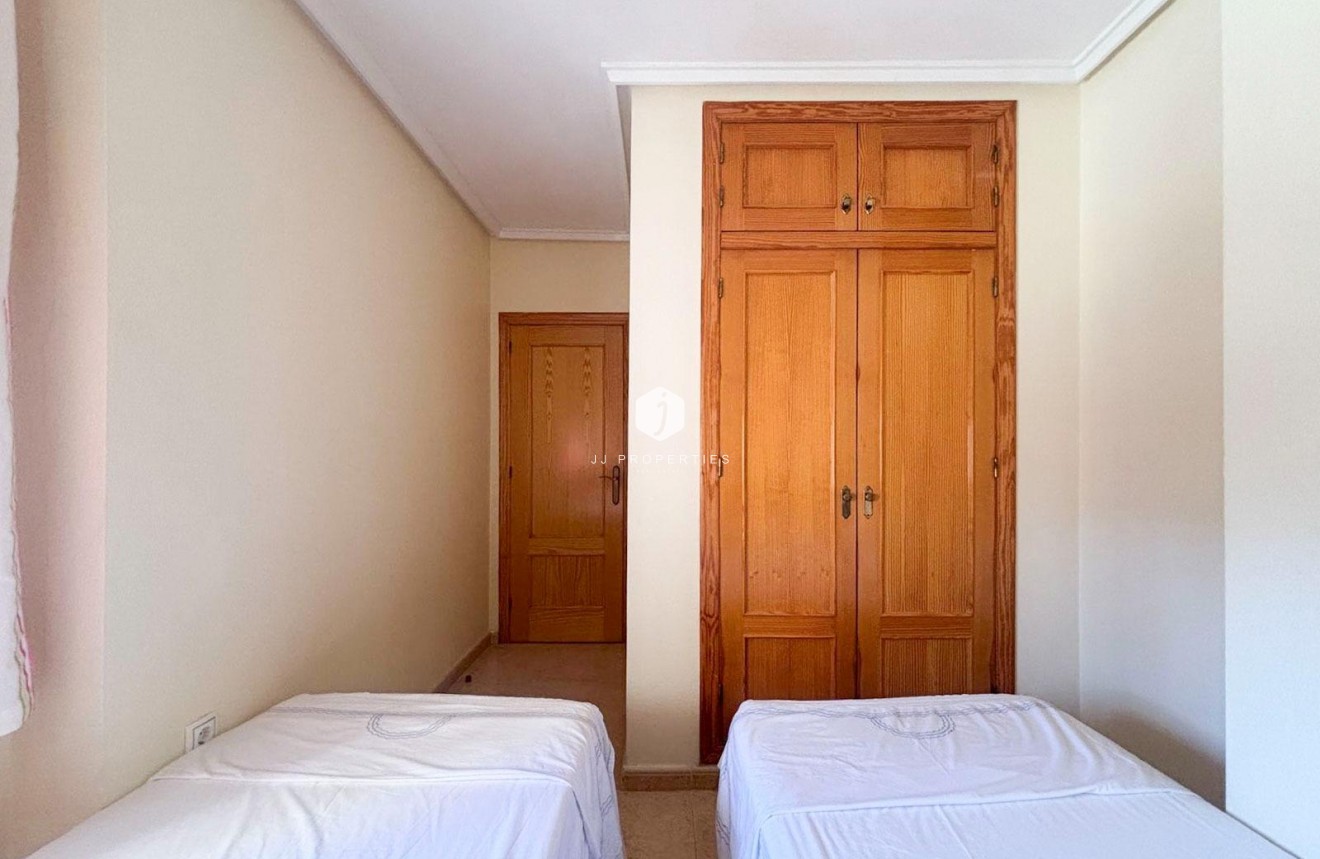 Aus zweiter Hand - Wohnung -
Torrevieja - Centro