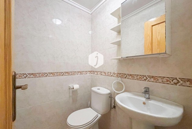 Aus zweiter Hand - Wohnung -
Torrevieja - Centro