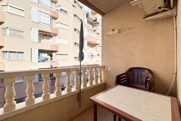 Aus zweiter Hand - Wohnung -
Torrevieja - Centro