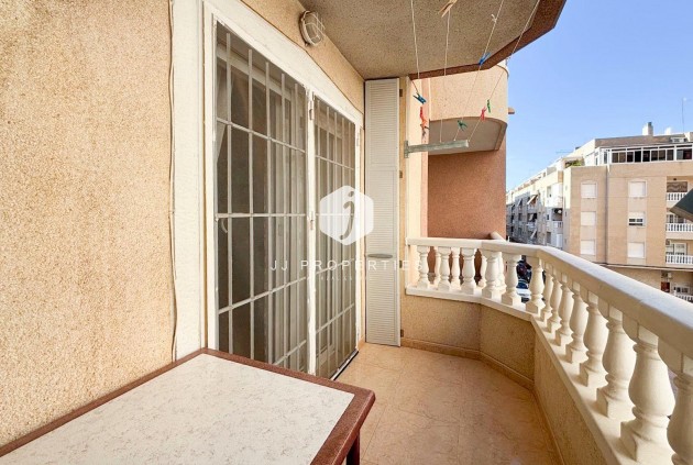 Aus zweiter Hand - Wohnung -
Torrevieja - Centro