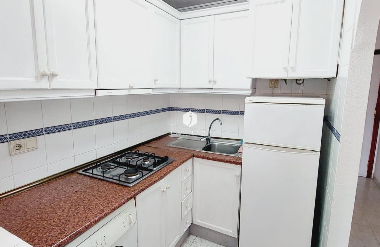 Segunda mano - Apartamento / piso -
Torrevieja - Estacion de autobuses