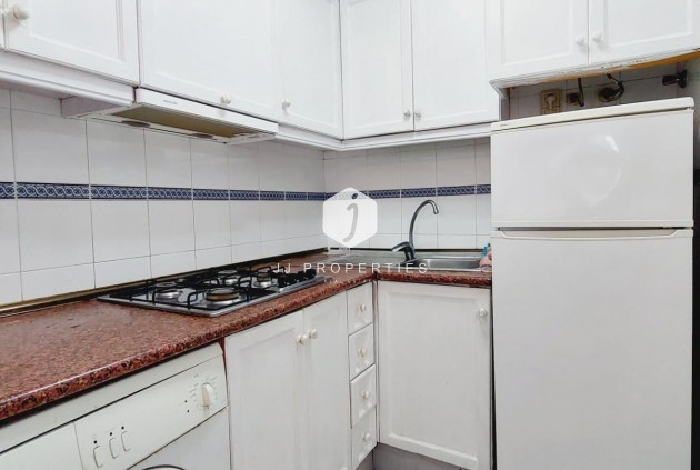 Segunda mano - Apartamento / piso -
Torrevieja - Estacion de autobuses