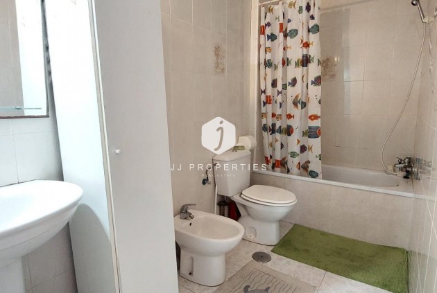 Segunda mano - Apartamento / piso -
Torrevieja - Estacion de autobuses