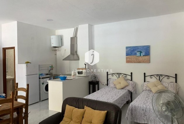 Segunda mano - Apartamento / piso -
Torrevieja - Playa de los Locos
