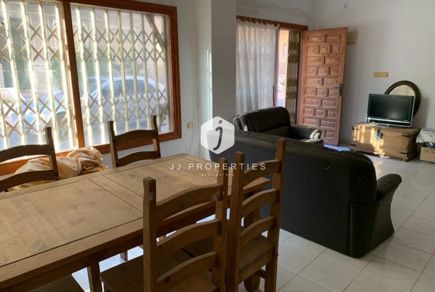 Segunda mano - Apartamento / piso -
Torrevieja - Playa de los Locos