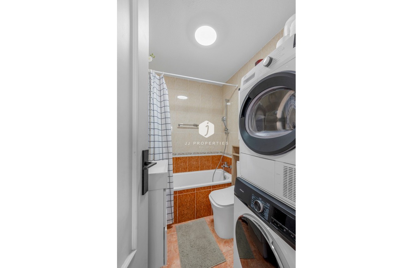 Segunda mano - Apartamento / piso -
Torrevieja - Costa Blanca