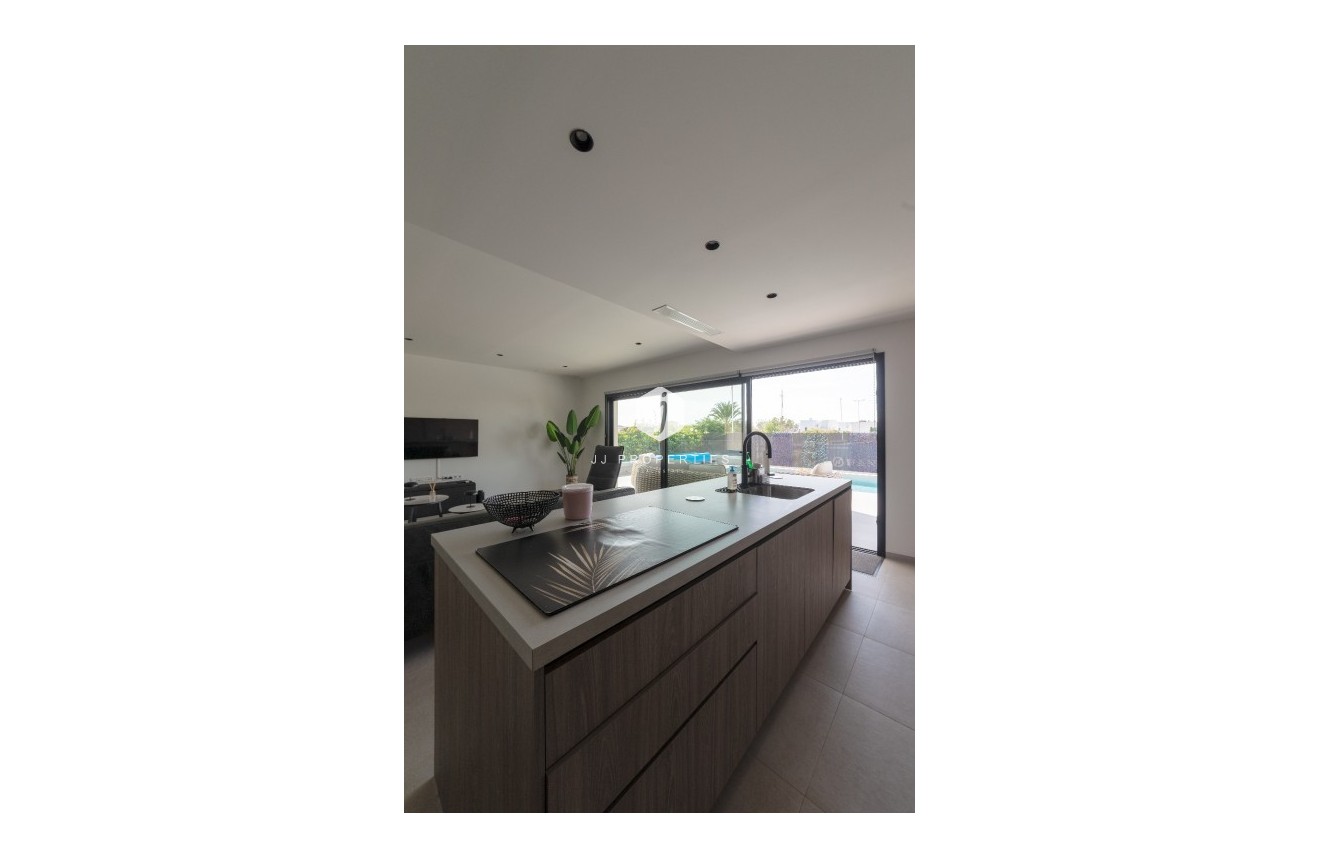 Segunda mano - Villa -
Los Montesinos - Costa Blanca