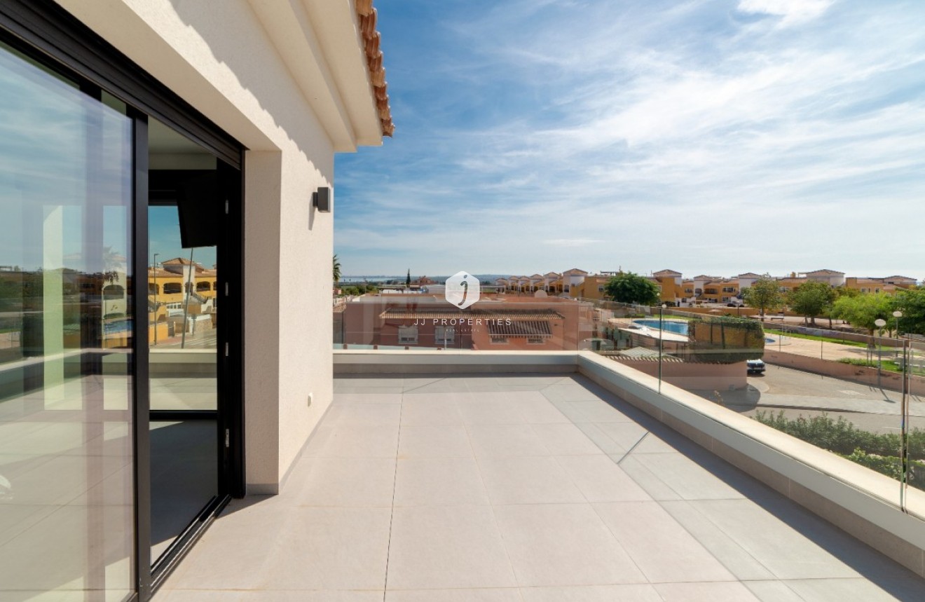 Segunda mano - Villa -
Los Montesinos - Costa Blanca