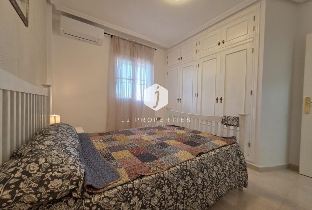 Z drugiej ręki - Mieszkanie w bloku -
Orihuela Costa - Lomas De Cabo Roig-los Dolses