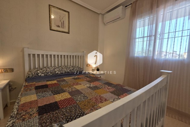 Z drugiej ręki - Mieszkanie w bloku -
Orihuela Costa - Lomas De Cabo Roig-los Dolses