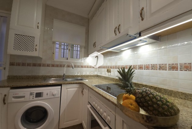 Z drugiej ręki - Mieszkanie w bloku -
Orihuela Costa - Lomas De Cabo Roig-los Dolses