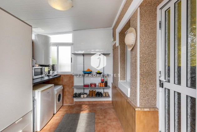 Segunda mano - Villa -
Torrevieja - Los Balcones - Los Altos del Edén