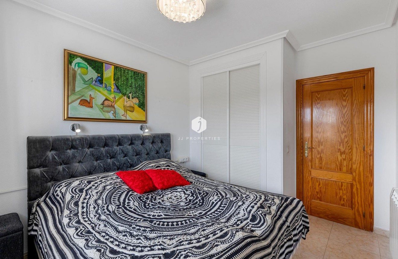 Segunda mano - Villa -
Torrevieja - Los Balcones - Los Altos del Edén