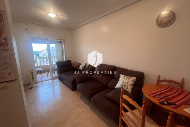 Z drugiej ręki - Mieszkanie w bloku -
Formentera del Segura