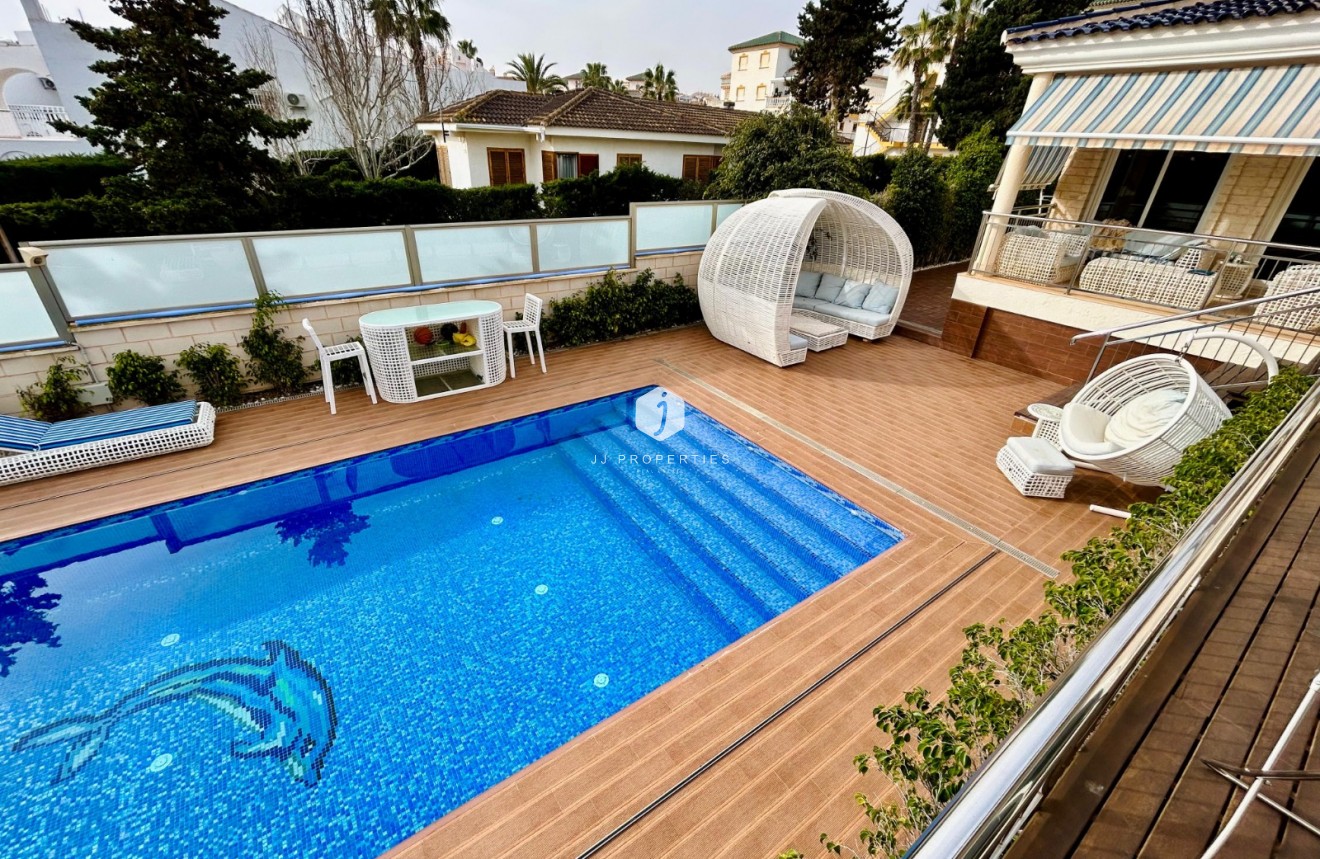 Segunda mano - Villa -
Torrevieja - Costa Blanca