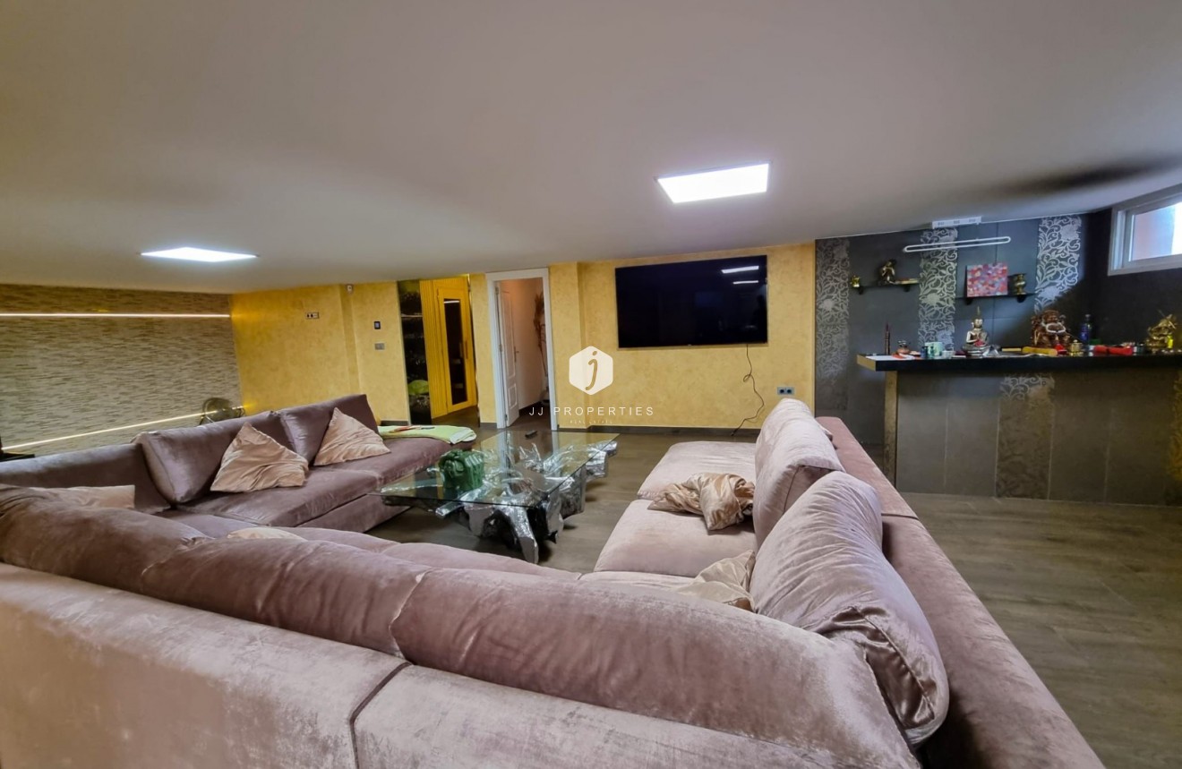 Segunda mano - Villa -
Torrevieja - Costa Blanca