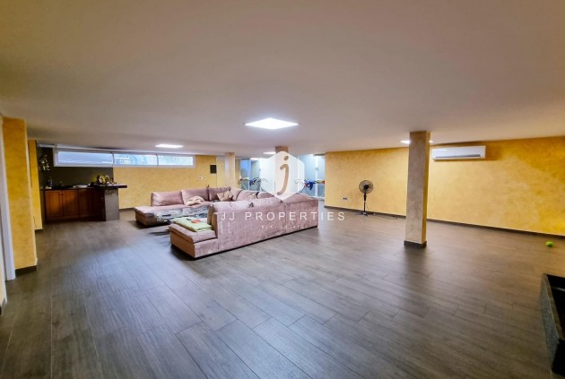 Segunda mano - Villa -
Torrevieja - Costa Blanca